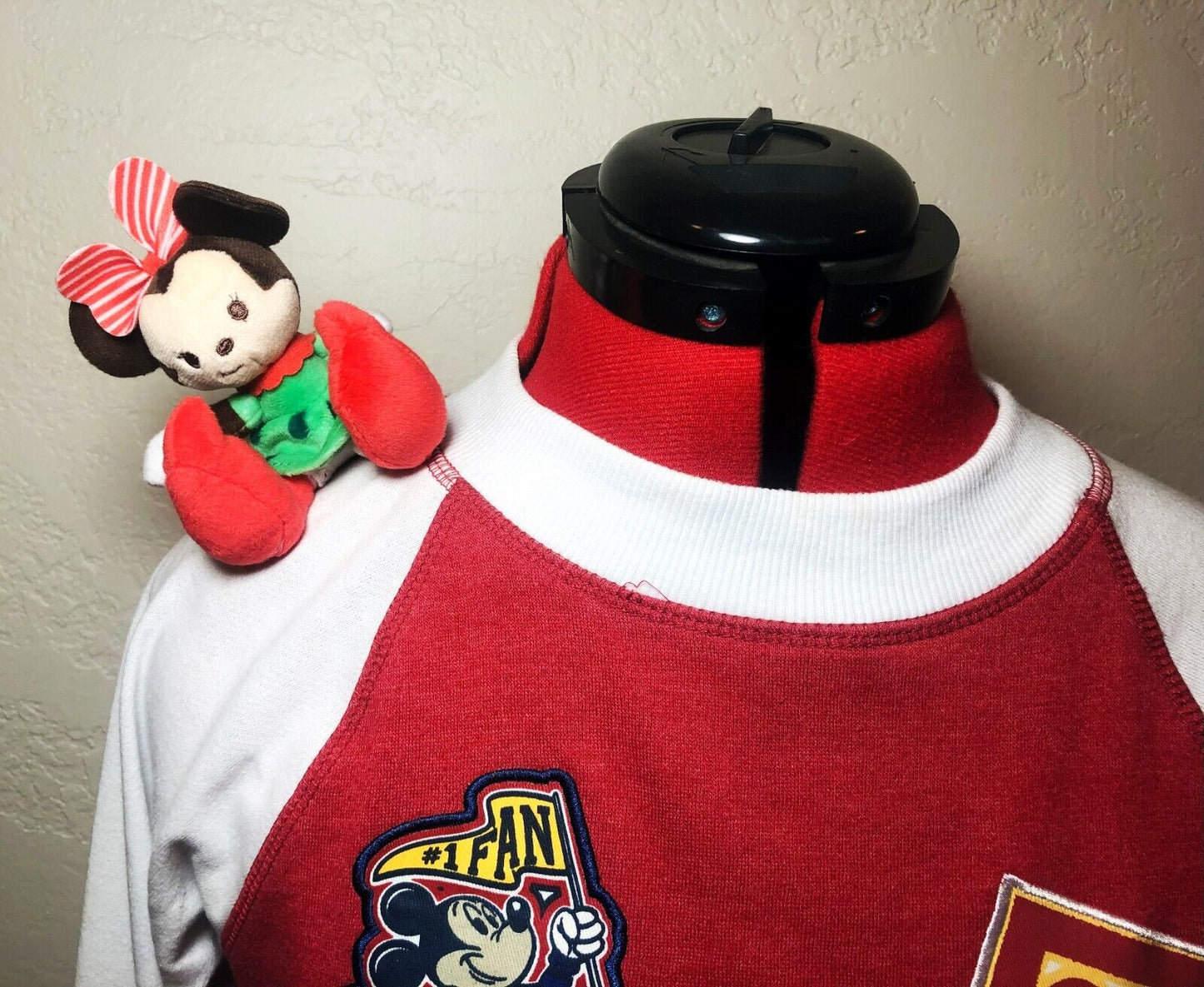 Disney Minnie Mouse Holiday Custom Magnetic Shoulder Pal Plush Kid Adult Accessory