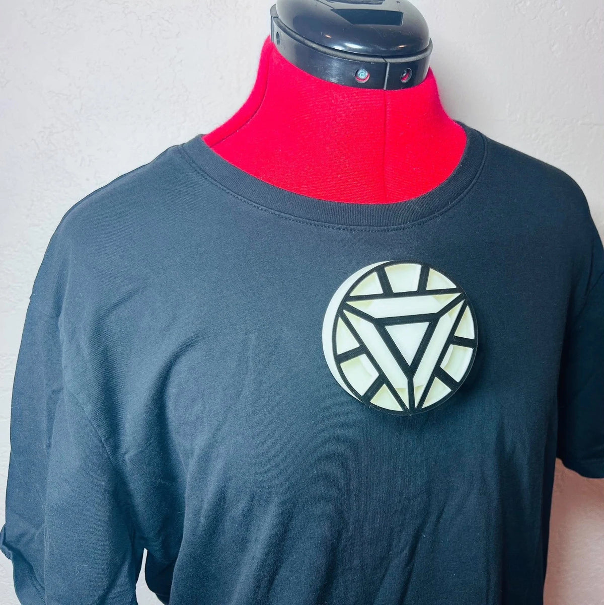 3D Custom Iron Man Inspired Light Up Arc Reactor Chest Piece Blue Glow Costume Cosplay Magnetic Accessory